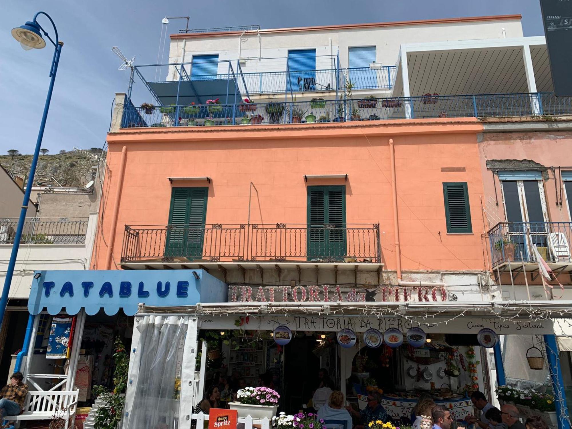 Mondello Holidays Buitenkant foto